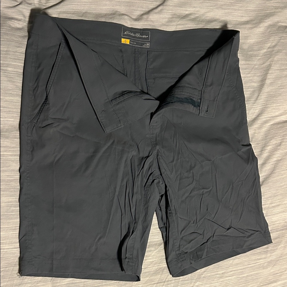Eddie Bauer Men's Dark Gray Travex Shorts